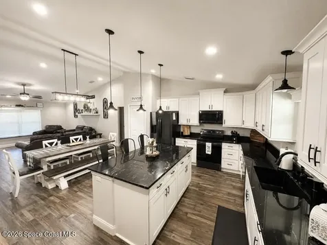 3760 Montgomery Road Mims FL 32754