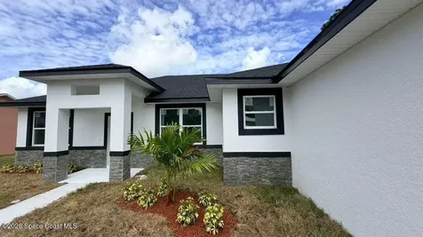 526 Oleander Lane NW Palm Bay FL 32907