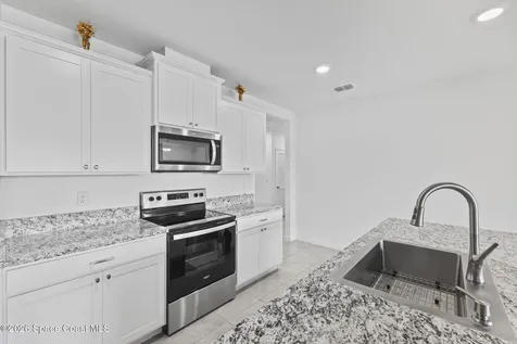 7284 Topaz Drive Grant-valkaria FL 32949