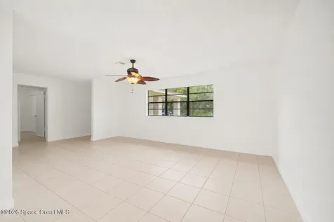 901 Grandeur Street SE Palm Bay FL 32909