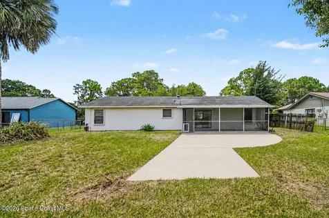 901 Grandeur Street SE Palm Bay FL 32909