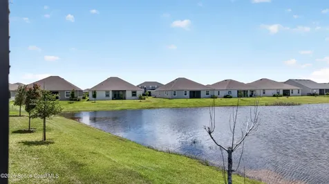 1984 SE Middlebury Drive SE Palm Bay FL 32909