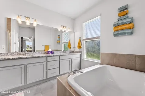 1984 SE Middlebury Drive SE Palm Bay FL 32909