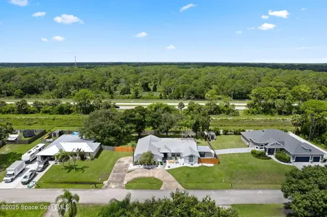 154 Nemo Circle NE Palm Bay FL 32907