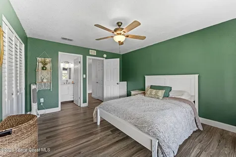 402 N 1st Street Cocoa Beach FL 32931
