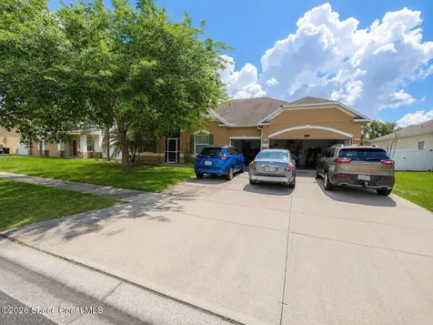 557 L M Davey Lane Titusville FL 32780