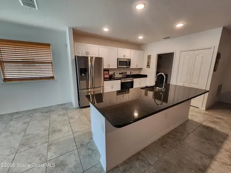 261 Wisteria Avenue NW Palm Bay FL 32907