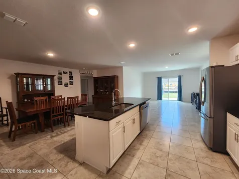 261 Wisteria Avenue NW Palm Bay FL 32907