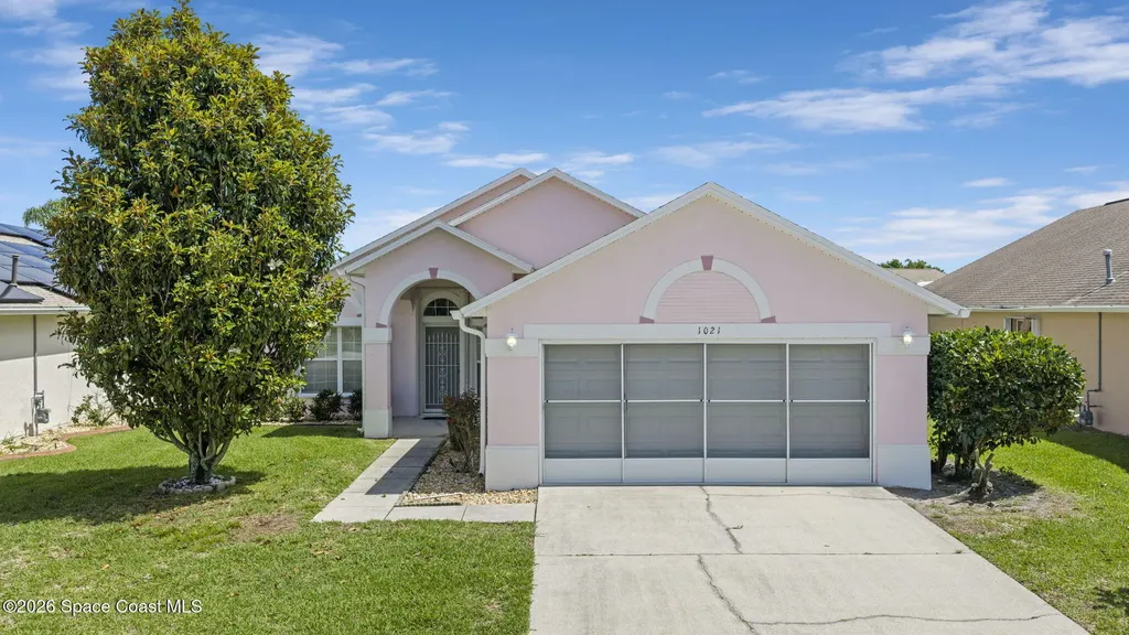 1021 Pine Creek Circle NE Palm Bay FL 32905