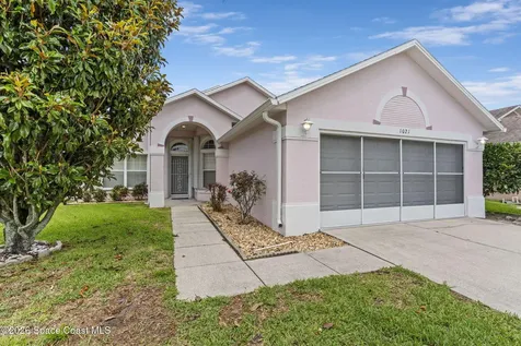 1021 Pine Creek Circle NE Palm Bay FL 32905