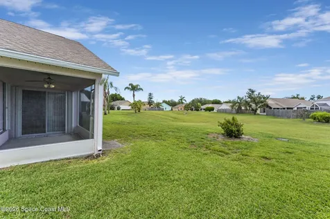 1021 Pine Creek Circle NE Palm Bay FL 32905