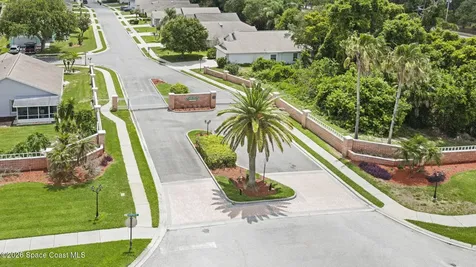 1021 Pine Creek Circle NE Palm Bay FL 32905