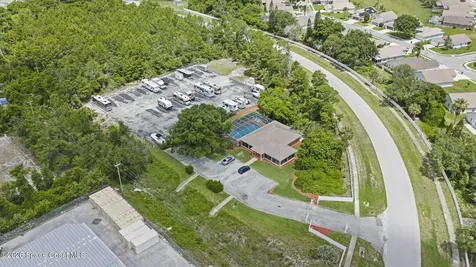 1021 Pine Creek Circle NE Palm Bay FL 32905