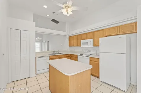 1021 Pine Creek Circle NE Palm Bay FL 32905