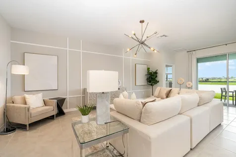 4091 Hollingsworth Drive SE Palm Bay FL 32909