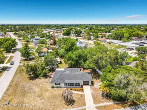 930 Troy Drive Deltona FL 32725