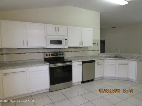 1065 Sedgewood Circle West Melbourne FL 32904