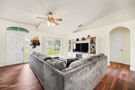 506 Escarole Street SE Palm Bay FL 32909
