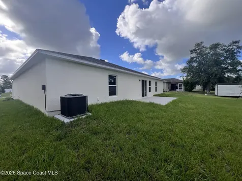 340 Wendover Road SW Palm Bay FL 32908