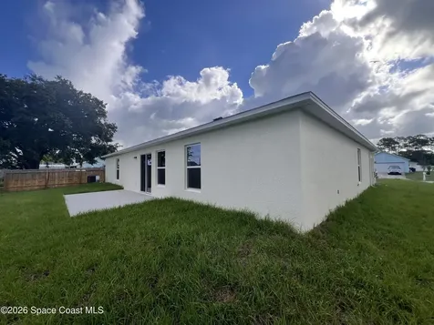 340 Wendover Road SW Palm Bay FL 32908