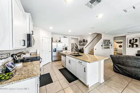 7251 Amethyst Avenue Grant-valkaria FL 32949