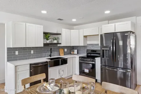 3042 Plummer Circle Melbourne FL 32901