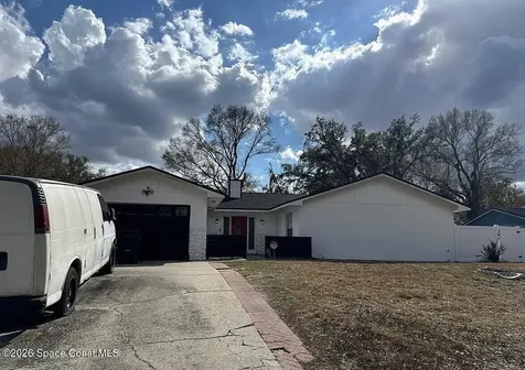 2318 Maple Hill Drive Lakeland FL 33811