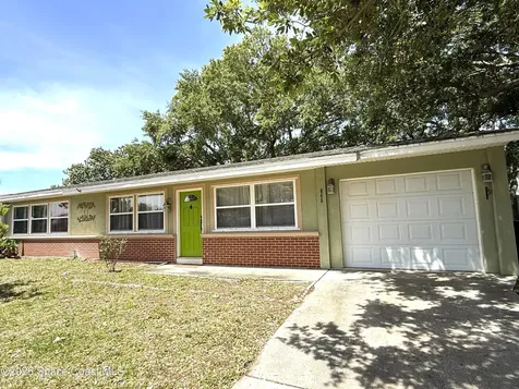 668 Hampton Drive NE Palm Bay FL 32905