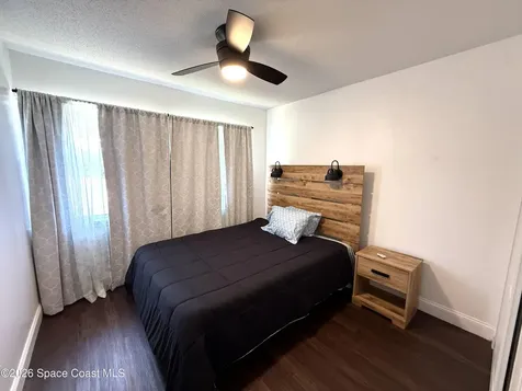 668 Hampton Drive NE Palm Bay FL 32905
