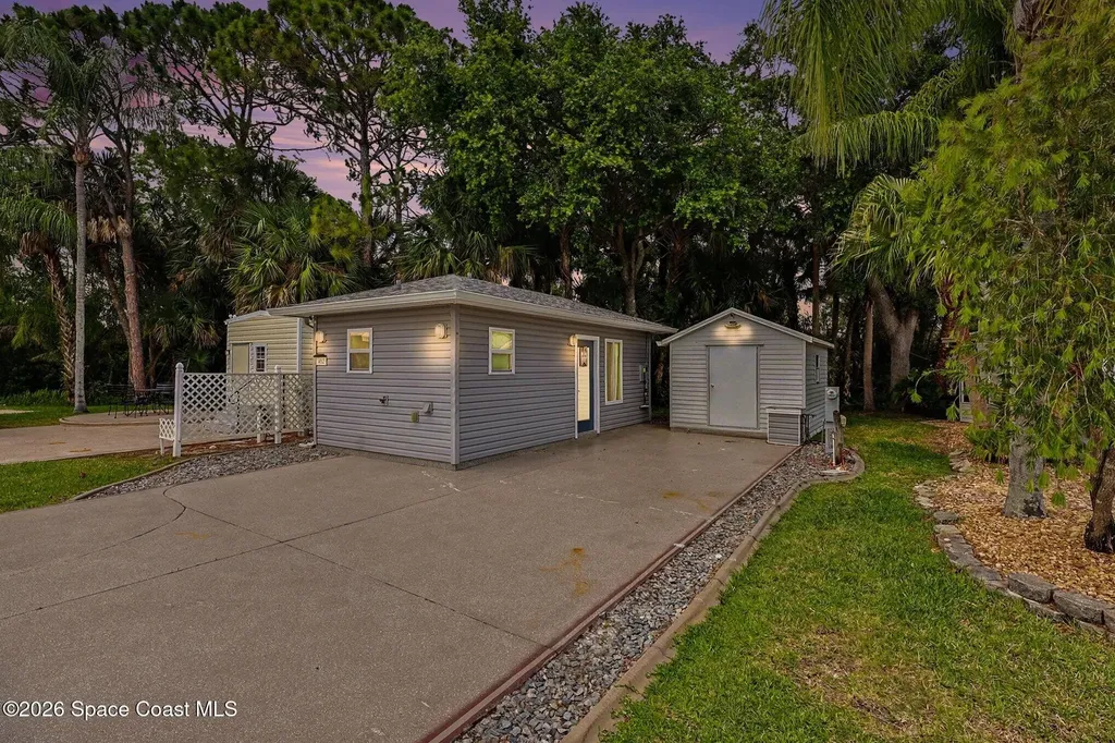 482 Oak Cove Road Titusville FL 32780
