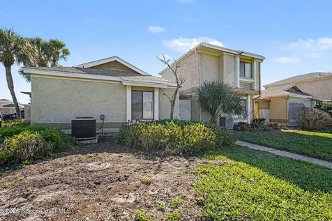 1021 Abada Court NE Palm Bay FL 32905