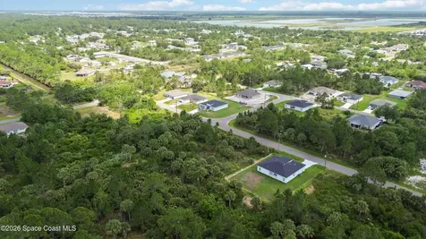 149 Lamarque Street SW Palm Bay FL 32908