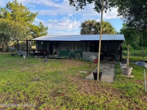 196 Canal Avenue Oak Hill FL 32759