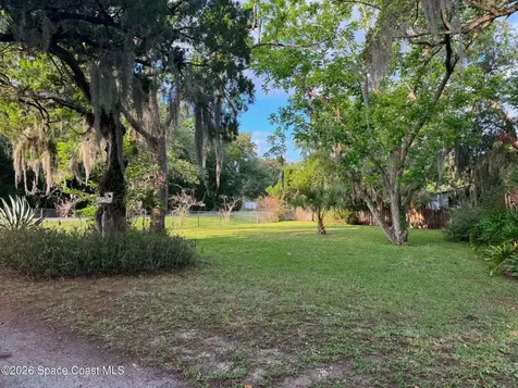 196 Canal Avenue Oak Hill FL 32759