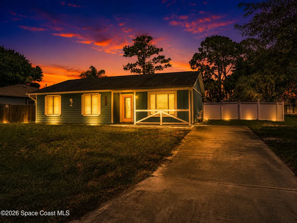1385 Gillott Street NW Palm Bay FL 32907