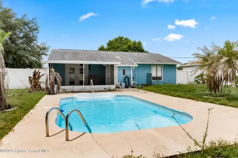 1385 Gillott Street NW Palm Bay FL 32907