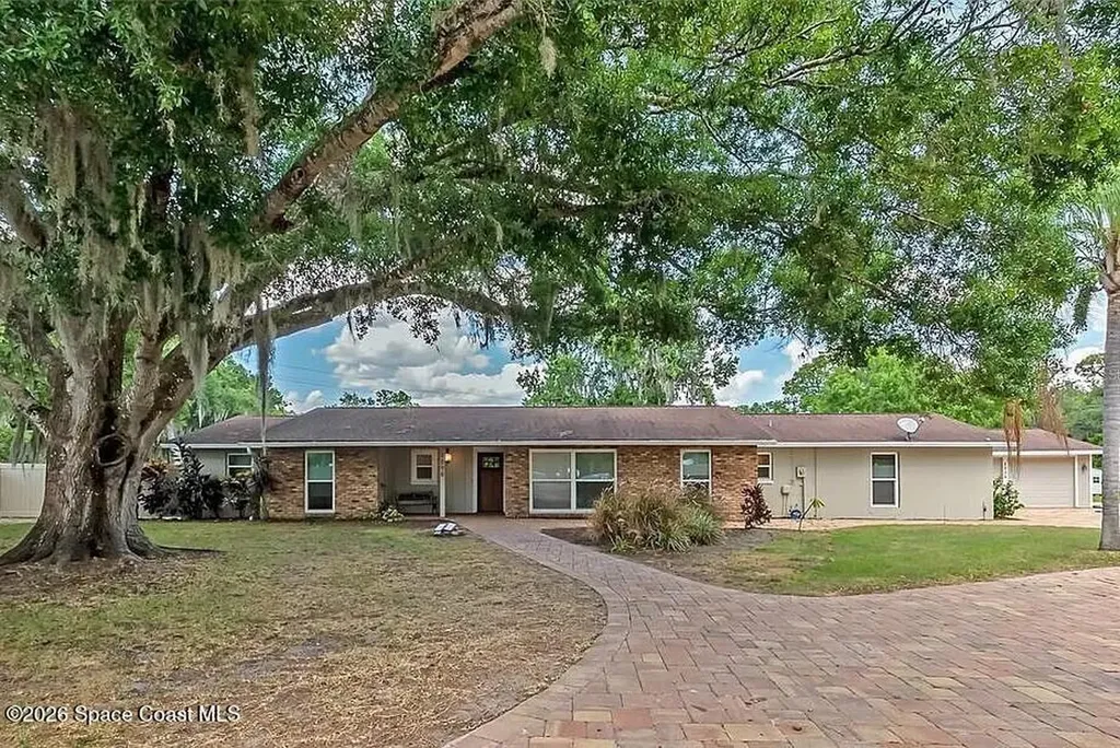 2206 Hammock Place Sarasota FL 34232