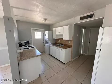 411 Jefferson Avenue Cape Canaveral FL 32920