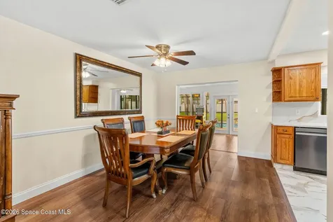 498 Chamberlin Avenue NW Palm Bay FL 32907