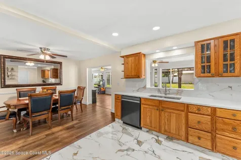 498 Chamberlin Avenue NW Palm Bay FL 32907