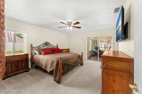 498 Chamberlin Avenue NW Palm Bay FL 32907
