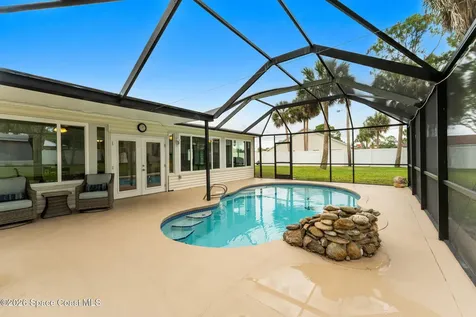 498 Chamberlin Avenue NW Palm Bay FL 32907