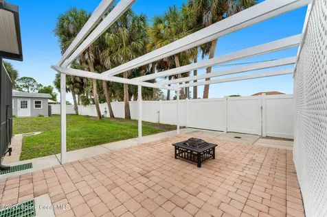 498 Chamberlin Avenue NW Palm Bay FL 32907