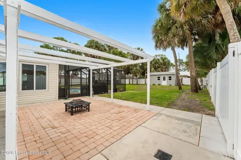498 Chamberlin Avenue NW Palm Bay FL 32907