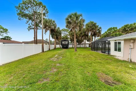 498 Chamberlin Avenue NW Palm Bay FL 32907