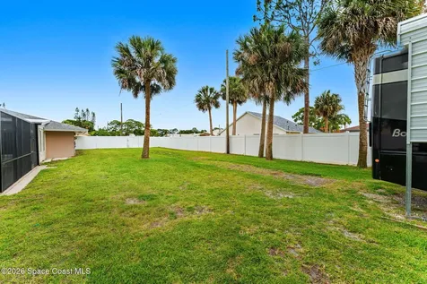 498 Chamberlin Avenue NW Palm Bay FL 32907