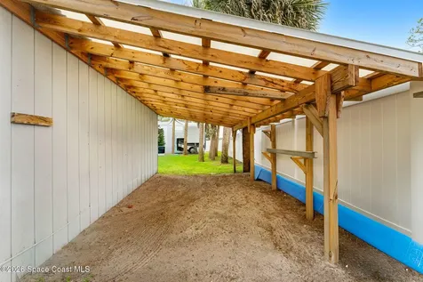 498 Chamberlin Avenue NW Palm Bay FL 32907