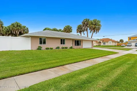 498 Chamberlin Avenue NW Palm Bay FL 32907