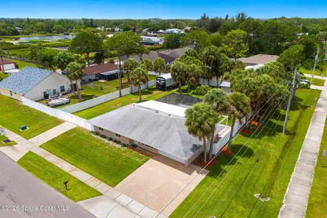 498 Chamberlin Avenue NW Palm Bay FL 32907