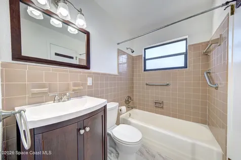 990 Hibiscus Street Cocoa FL 32927